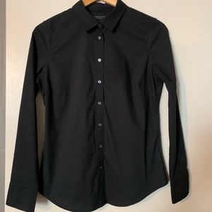 Banana Republic “Riley” Tailored-fit black shirt